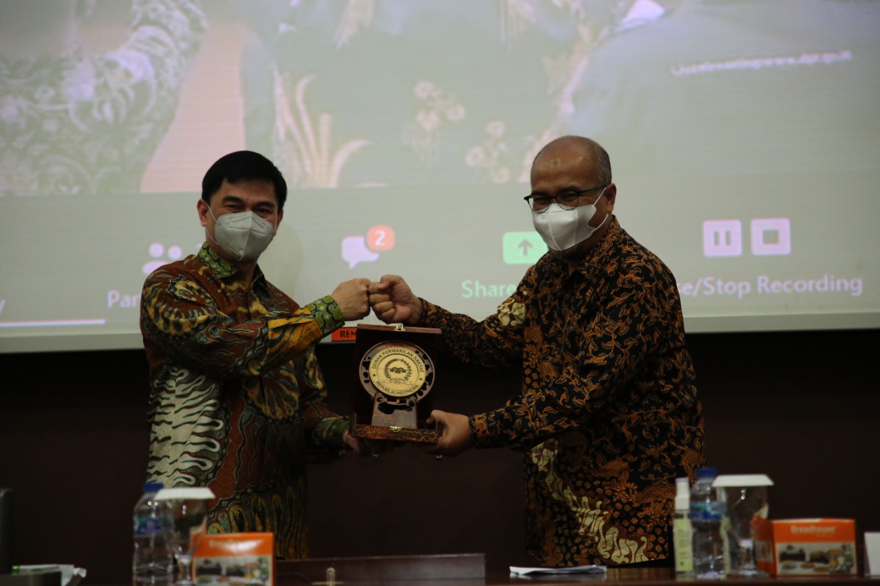 Jalin Kerja Sama Bidang IT, BP Batam dan BURT DPR RI Gelar FGD Pusat Data Analitik (foto : hms)