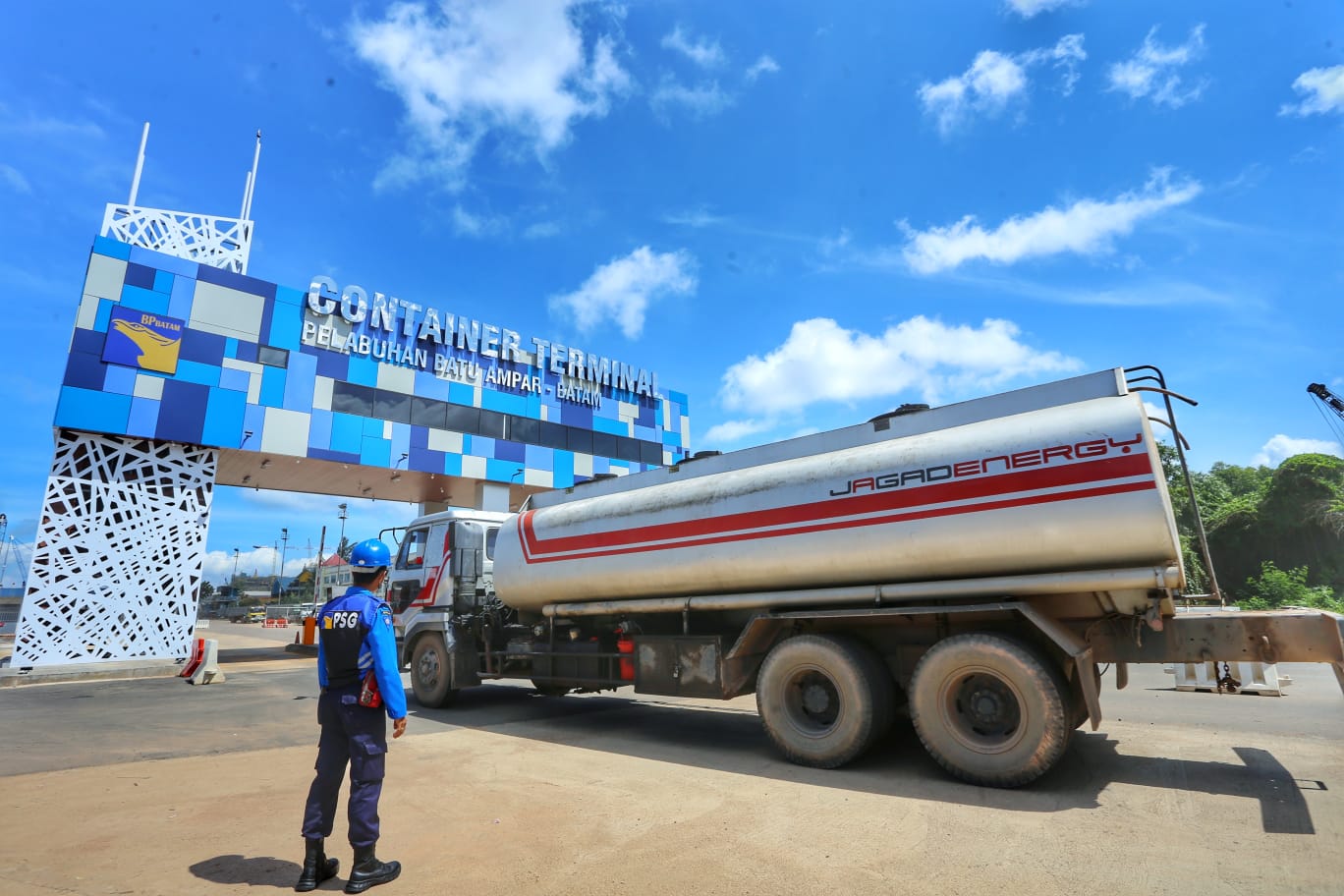 Ada Pekerjaan Galian Drainase, Lalu Lintas Pelabuhan Batu Ampar Akan Dialihkan (Foto : hms)