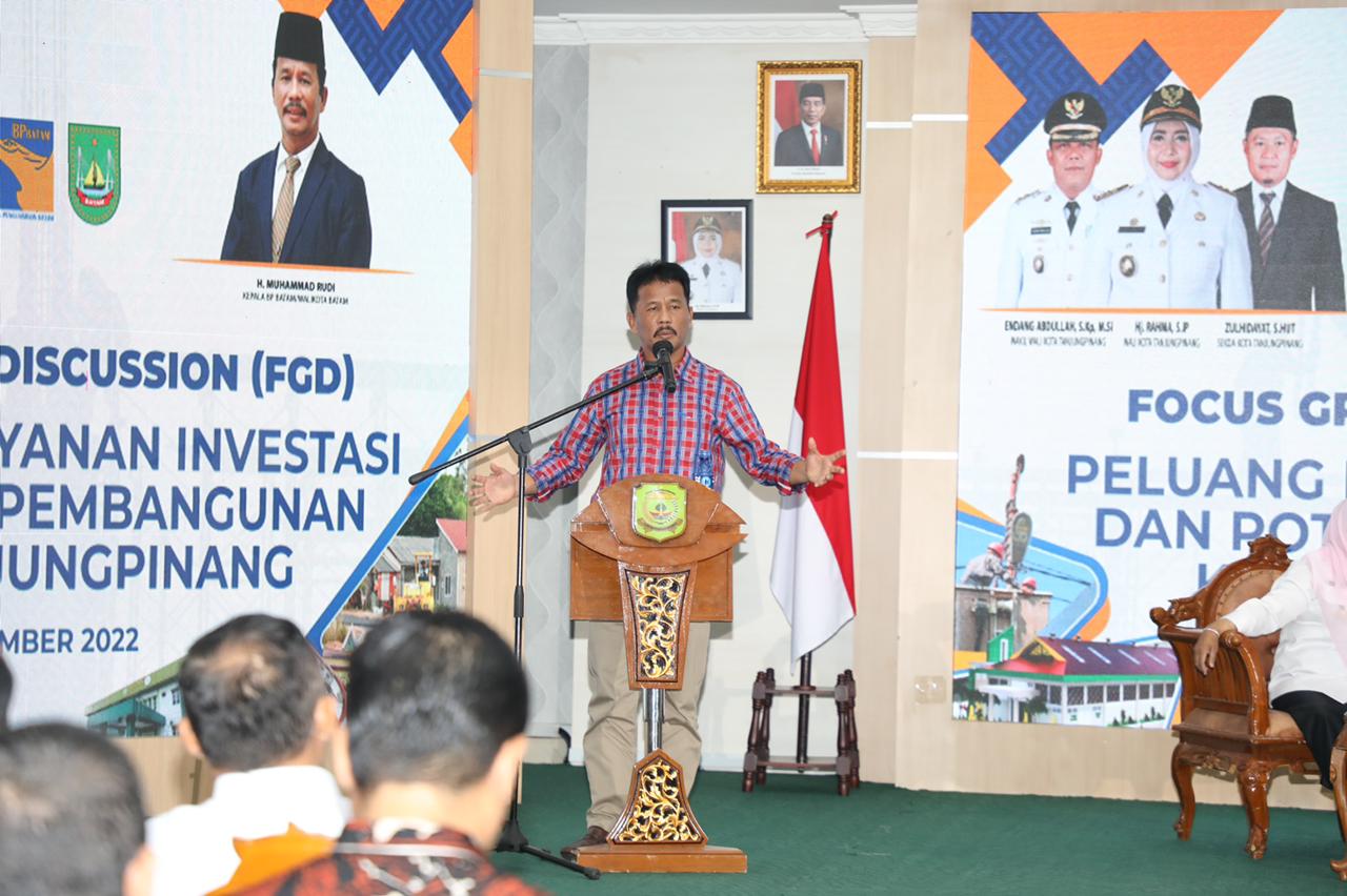 Kepala BP Batam Muhammad Rudi menjadi keynote Speaker dalam FGD TPP Tanjungpinang di Aula Kantor Walikota Tanjungpinang, Senggarang, Rabu (28/9/2022). (hms)