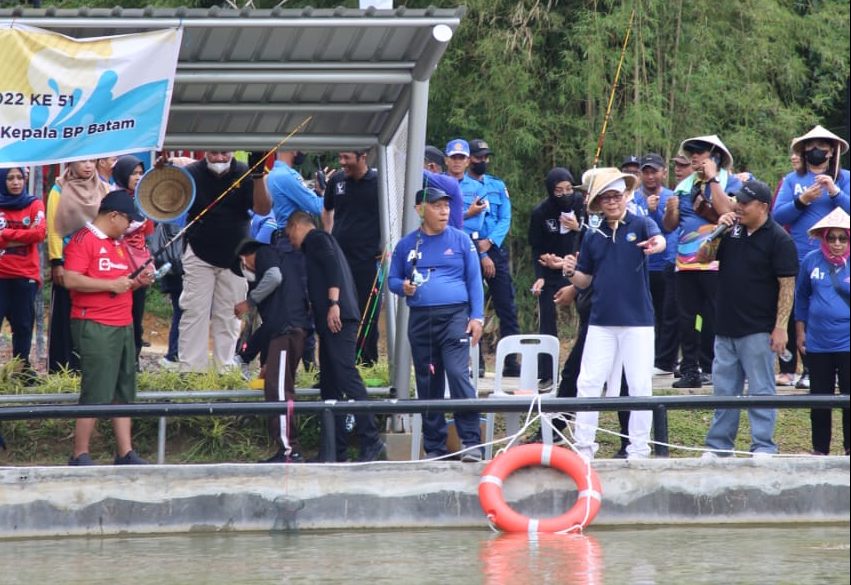 Hari Bakti ke 51, BP Batam Mancing Mania di Taman Rusa. (hms)